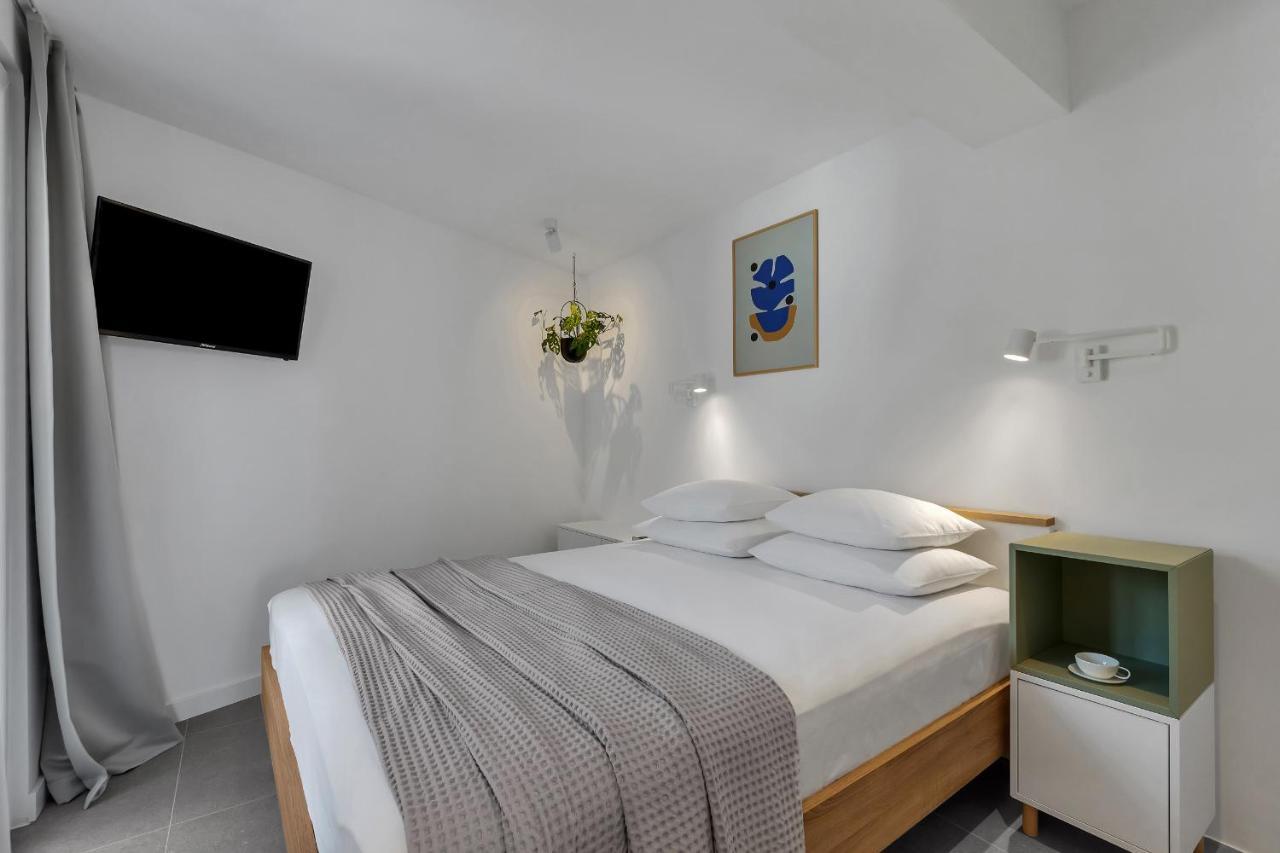 Apartments No 18 Tucepi Bagian luar foto
