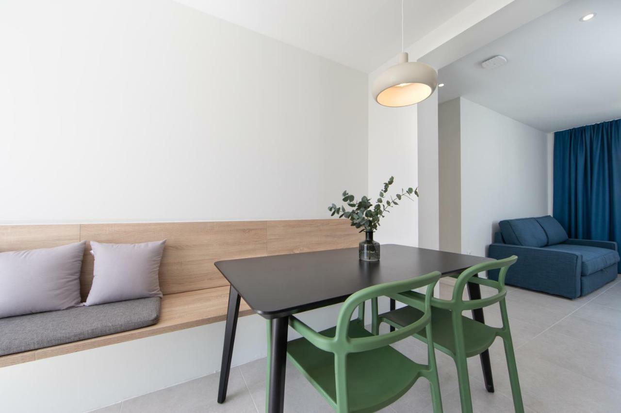 Apartments No 18 Tucepi Bagian luar foto